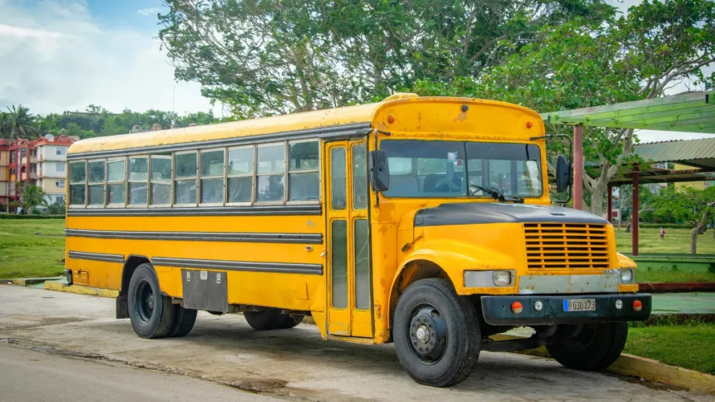 最寄り駅からのシャトルバスについて