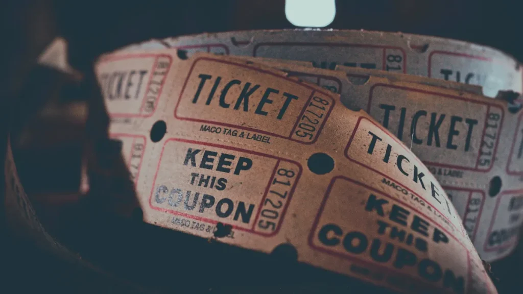 団体割引券や特別割引券